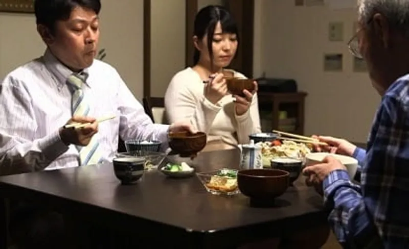 [nsps-436] vợ yêu trẻ và người bố già ai uehara